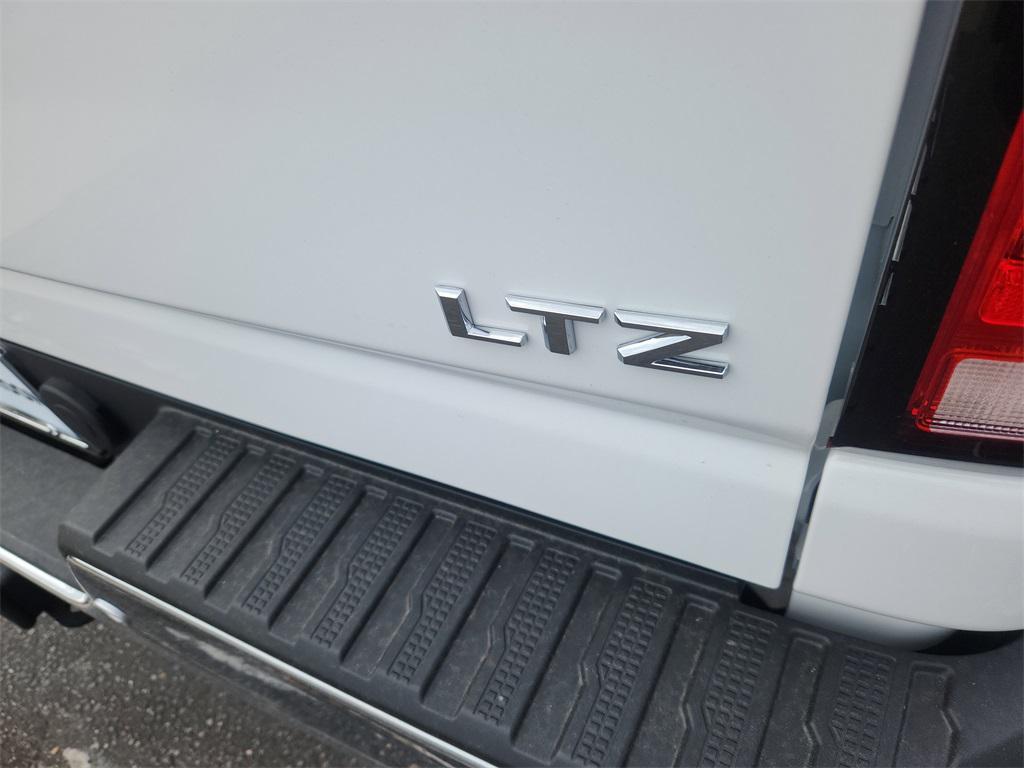 new 2025 Chevrolet Silverado 2500 car, priced at $76,015