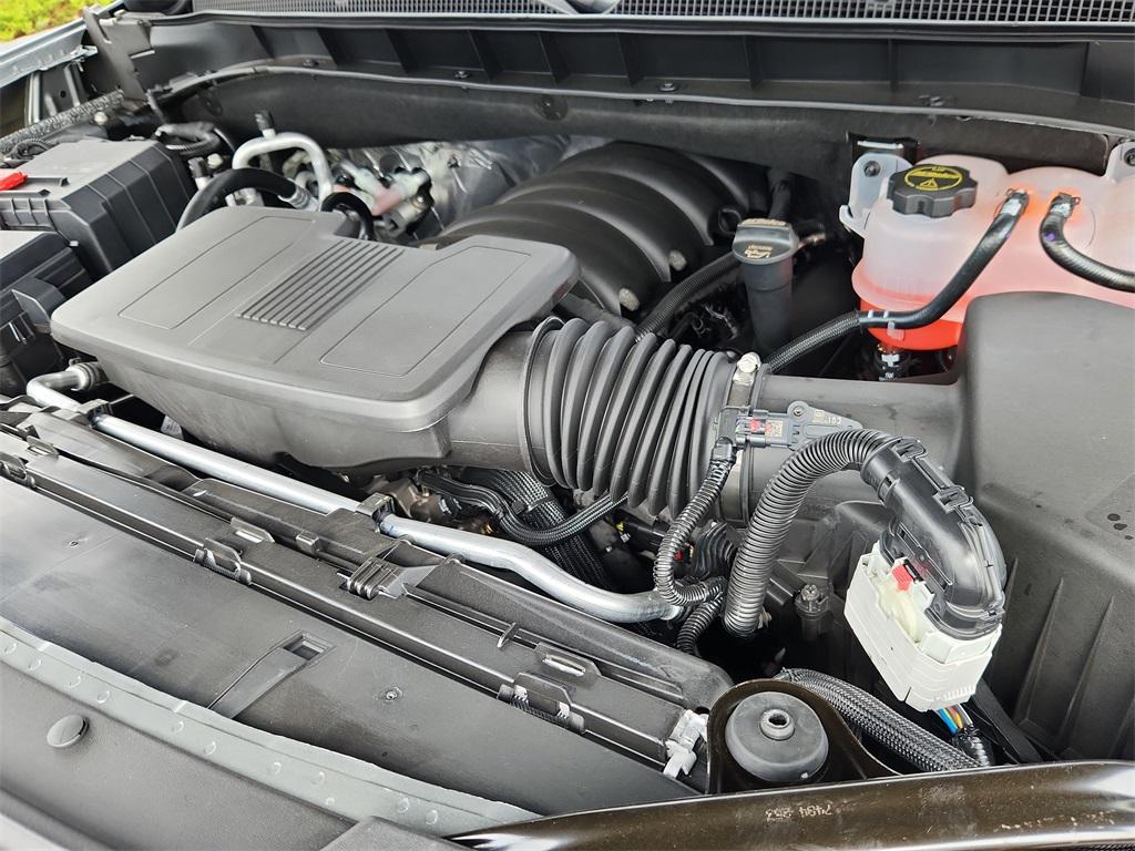 new 2026 Chevrolet Suburban car, priced at $80,215