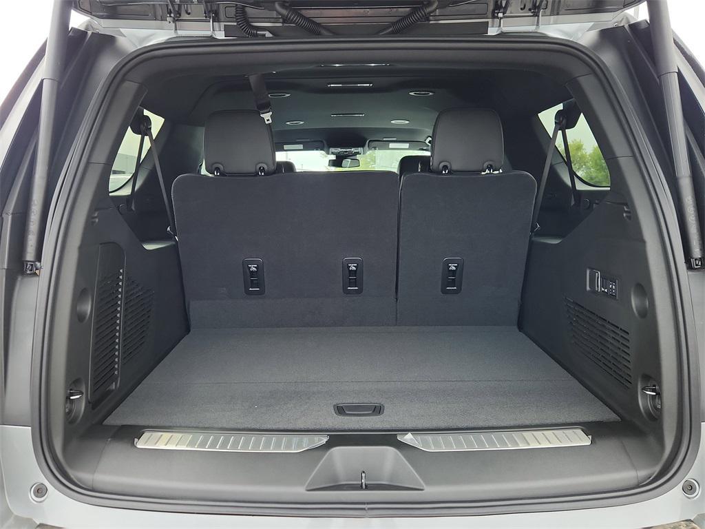 new 2026 Chevrolet Suburban car, priced at $80,215