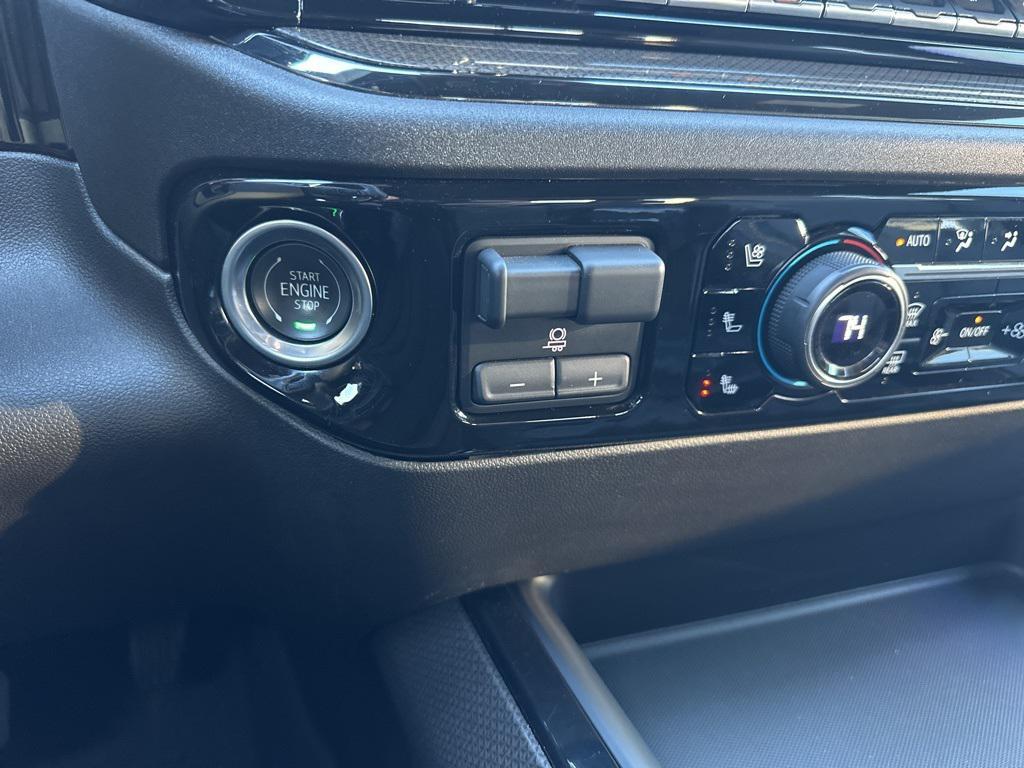 used 2024 Chevrolet Silverado 2500 car, priced at $70,598