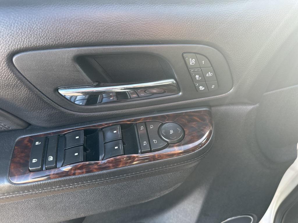 used 2011 GMC Yukon car, priced at $10,998