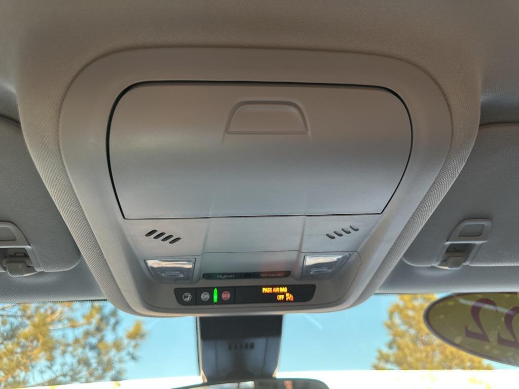 used 2022 Chevrolet Equinox car, priced at $20,998