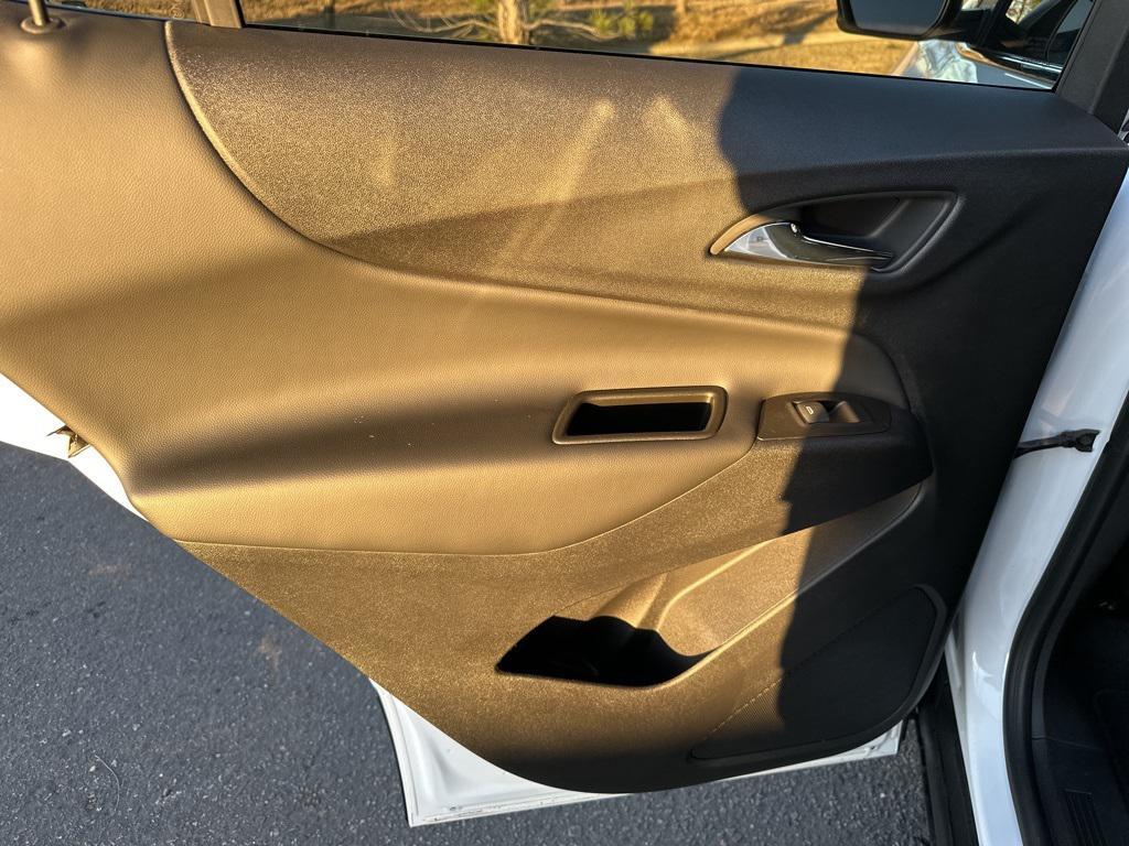 used 2022 Chevrolet Equinox car, priced at $20,998