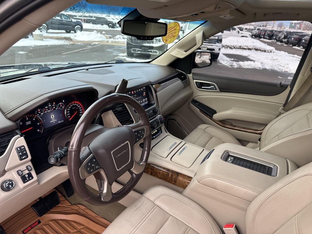 used 2016 GMC Yukon car, priced at $22,998