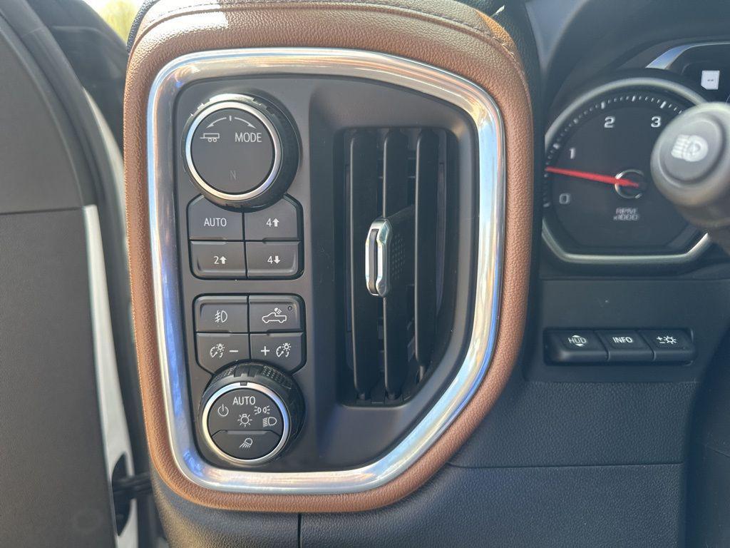 used 2022 Chevrolet Silverado 2500 car, priced at $54,698