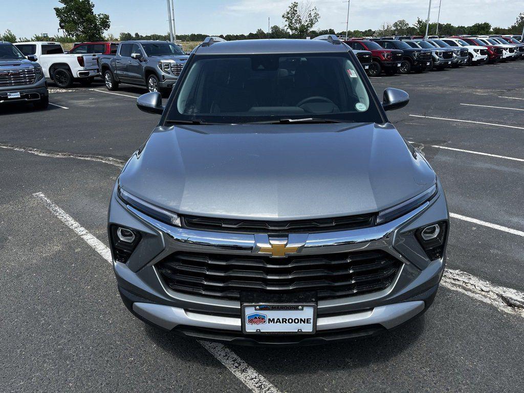 new 2025 Chevrolet TrailBlazer car, priced at $22,500