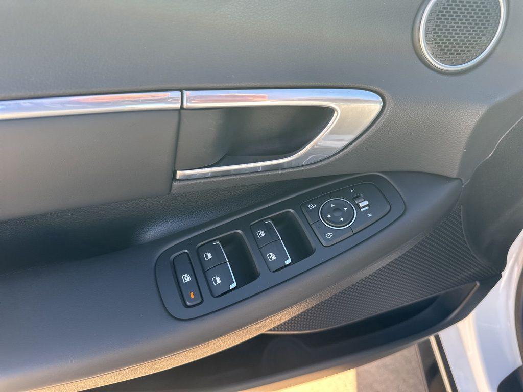 used 2023 Hyundai Sonata car, priced at $20,998