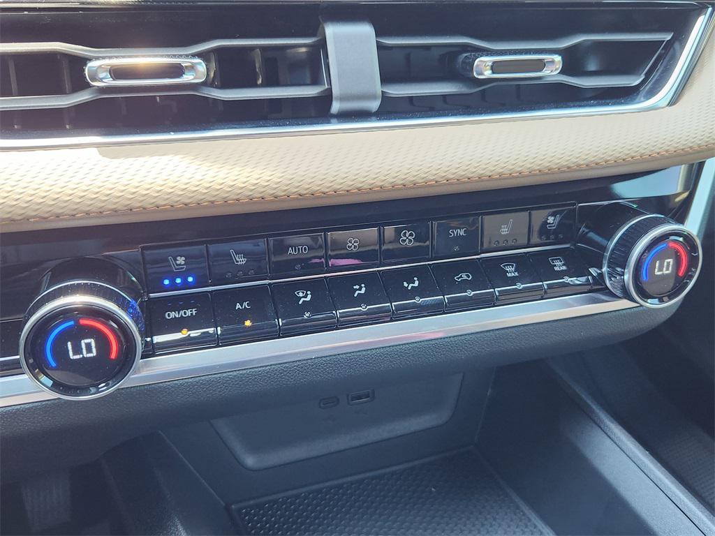 new 2026 Chevrolet Equinox car, priced at $36,840