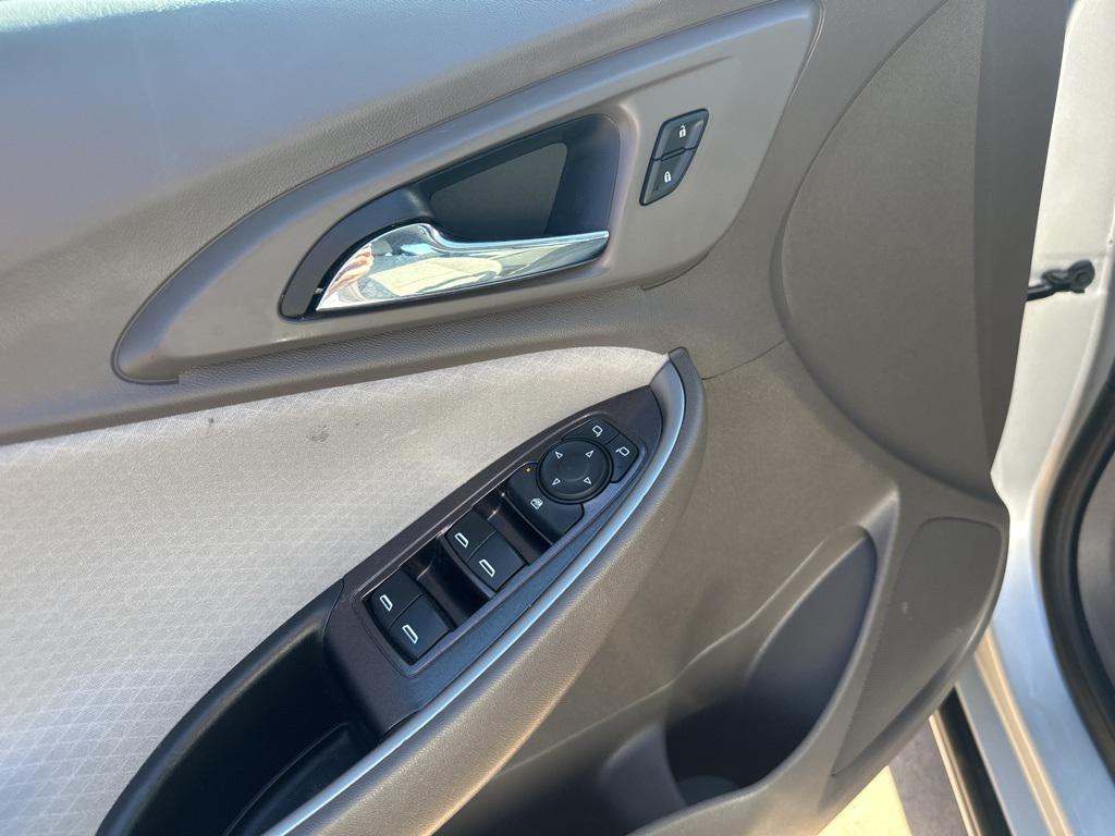used 2020 Chevrolet Malibu car, priced at $17,698