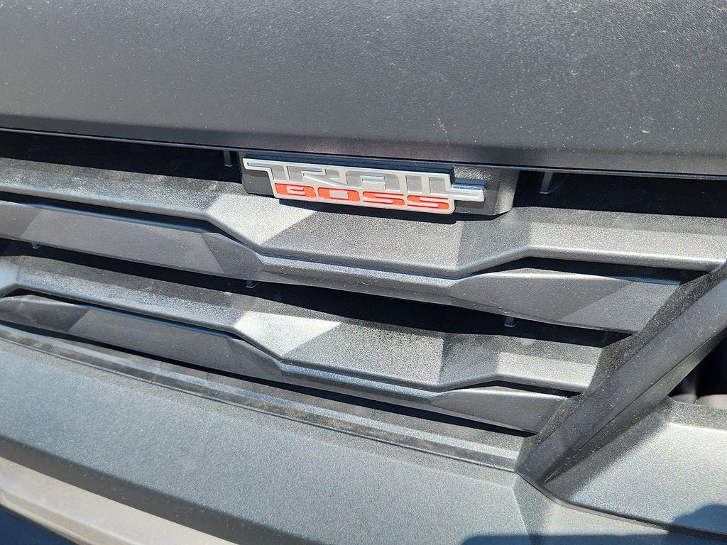 new 2025 Chevrolet Colorado car, priced at $52,135