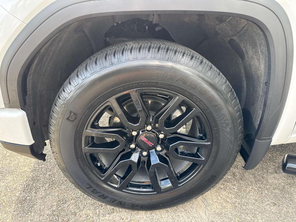 used 2024 GMC Sierra 1500 car, priced at $41,997
