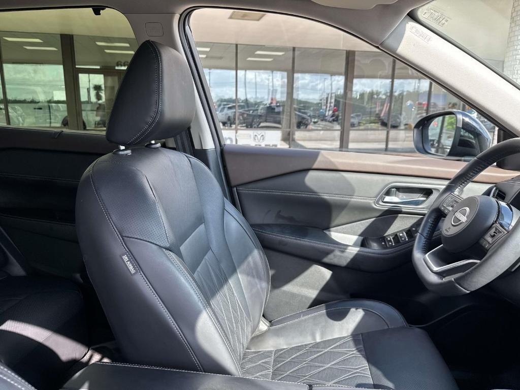 used 2023 Nissan Rogue car, priced at $29,997