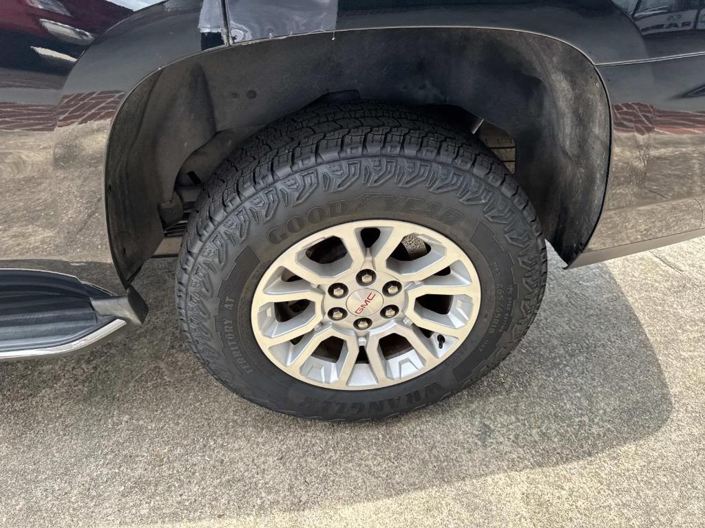 used 2017 GMC Yukon car, priced at $21,997