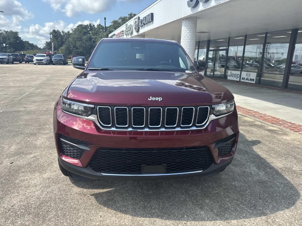 new 2025 Jeep Grand Cherokee car, priced at $44,170