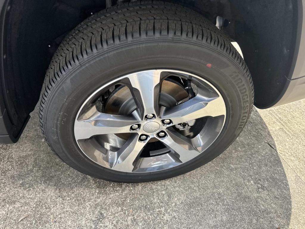 new 2025 Jeep Grand Cherokee L car, priced at $52,140