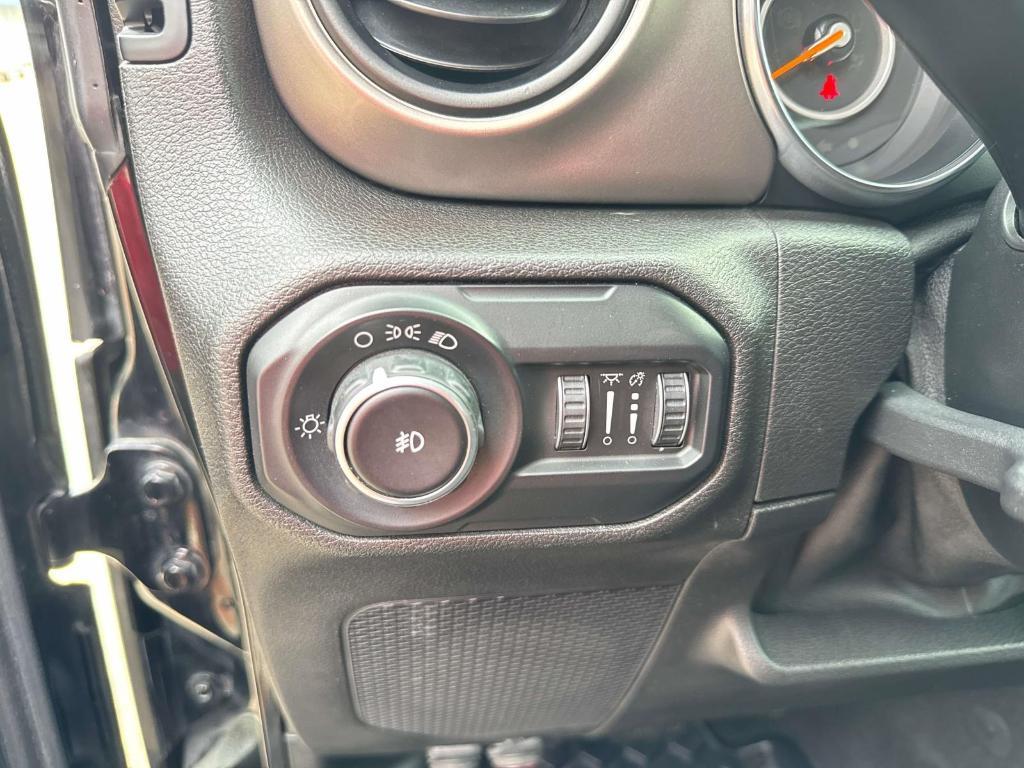 used 2019 Jeep Wrangler Unlimited car, priced at $25,997