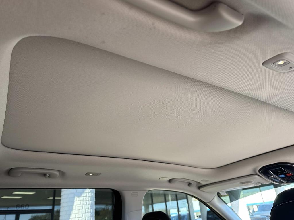 used 2023 Jeep Grand Cherokee L car, priced at $31,997