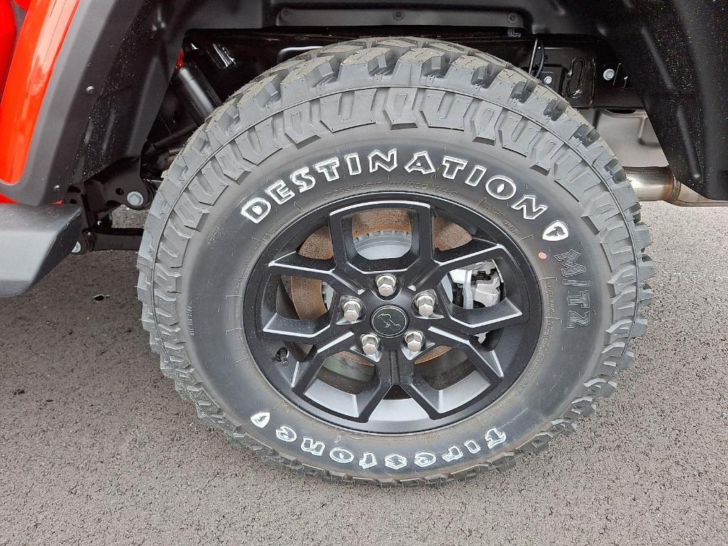 new 2025 Jeep Gladiator car, priced at $44,893