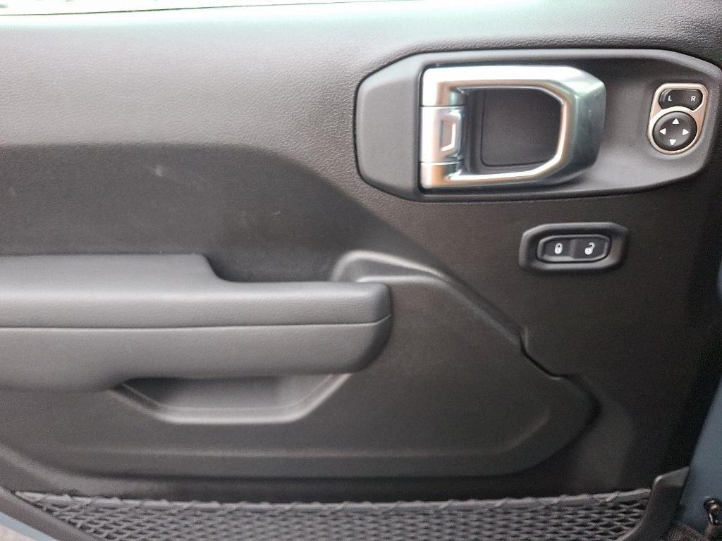 new 2026 Jeep Wrangler car, priced at $52,375