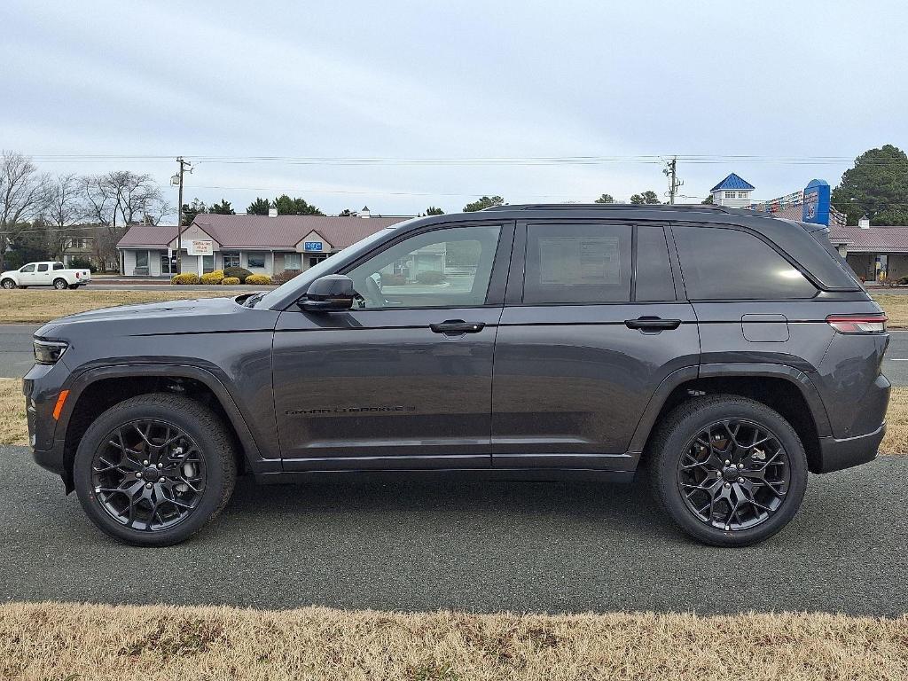 new 2025 Jeep Grand Cherokee car, priced at $61,405