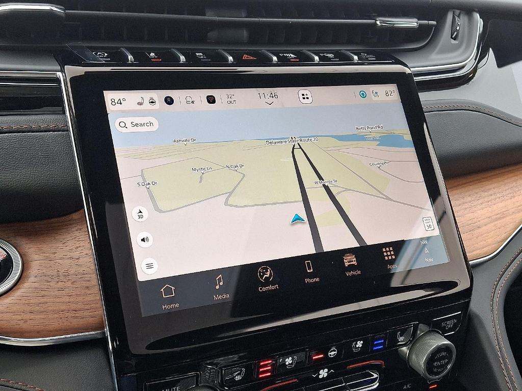 new 2025 Jeep Grand Cherokee car, priced at $61,405