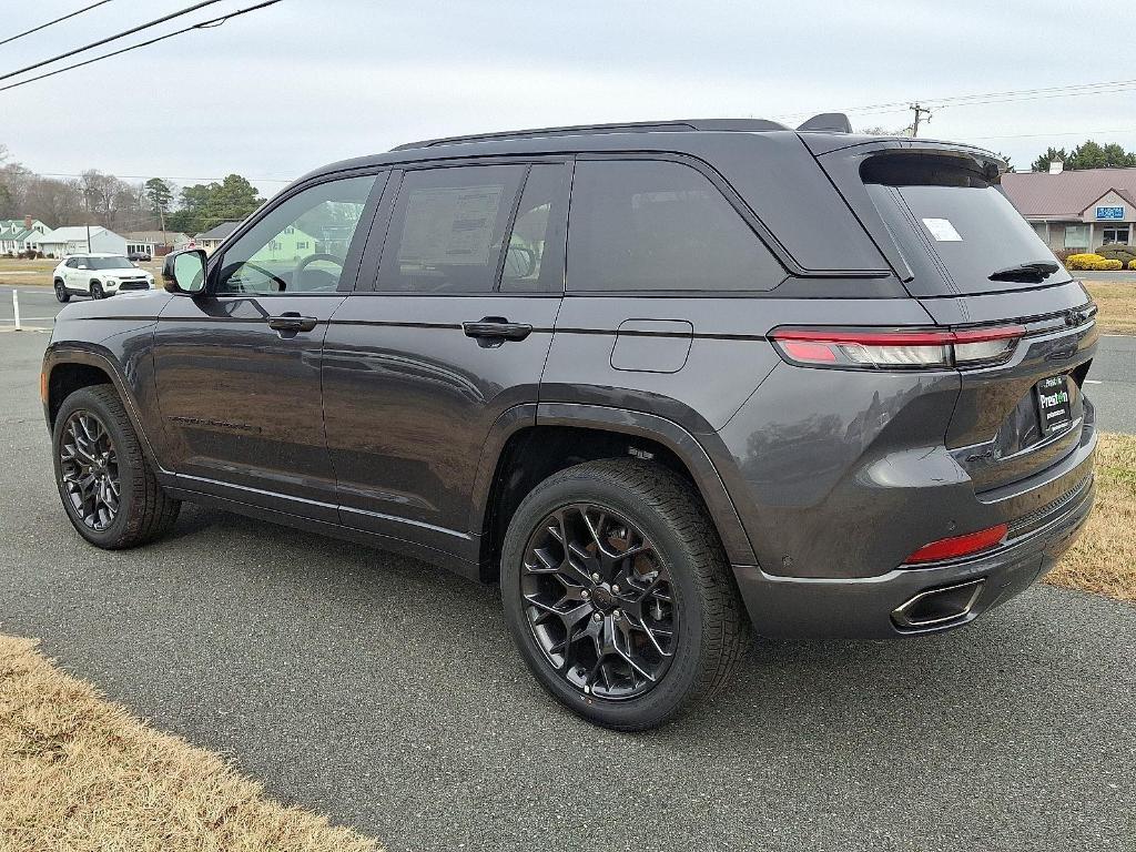 new 2025 Jeep Grand Cherokee car, priced at $61,405