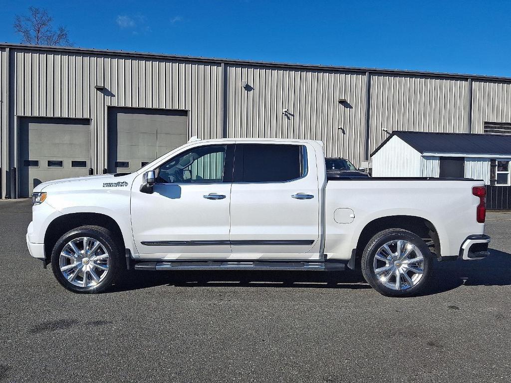 used 2023 Chevrolet Silverado 1500 car, priced at $43,590