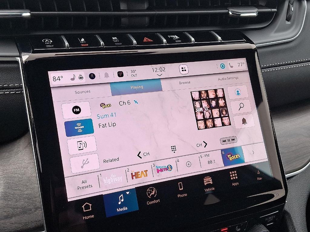 new 2025 Jeep Grand Cherokee L car, priced at $44,539