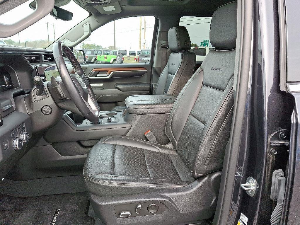 used 2023 GMC Sierra 1500 car, priced at $46,190