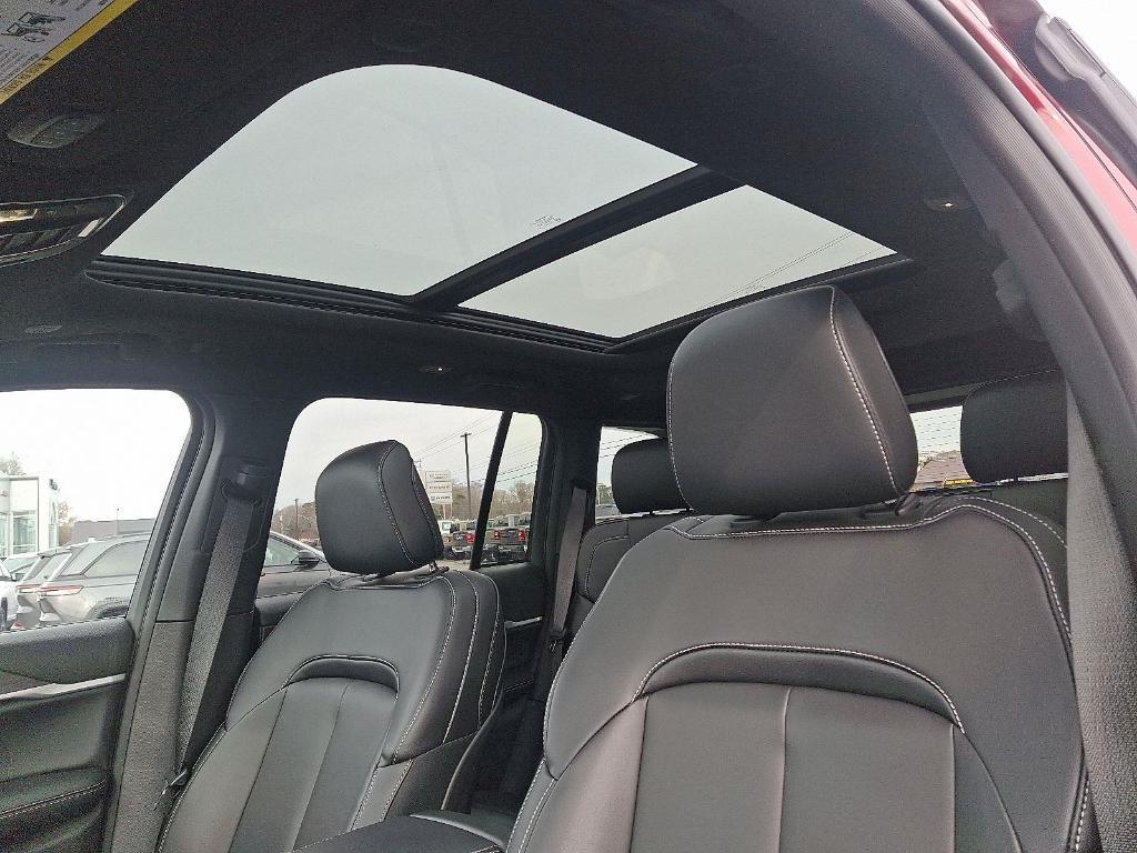 new 2025 Jeep Grand Cherokee car, priced at $44,485