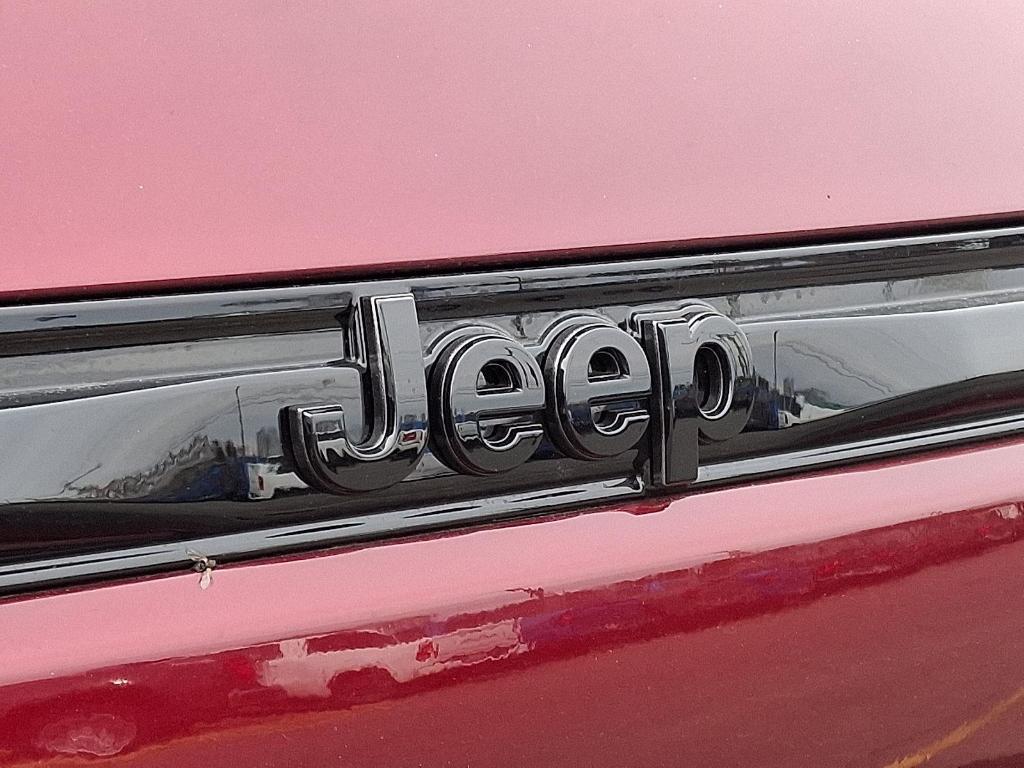 new 2025 Jeep Grand Cherokee car, priced at $44,485