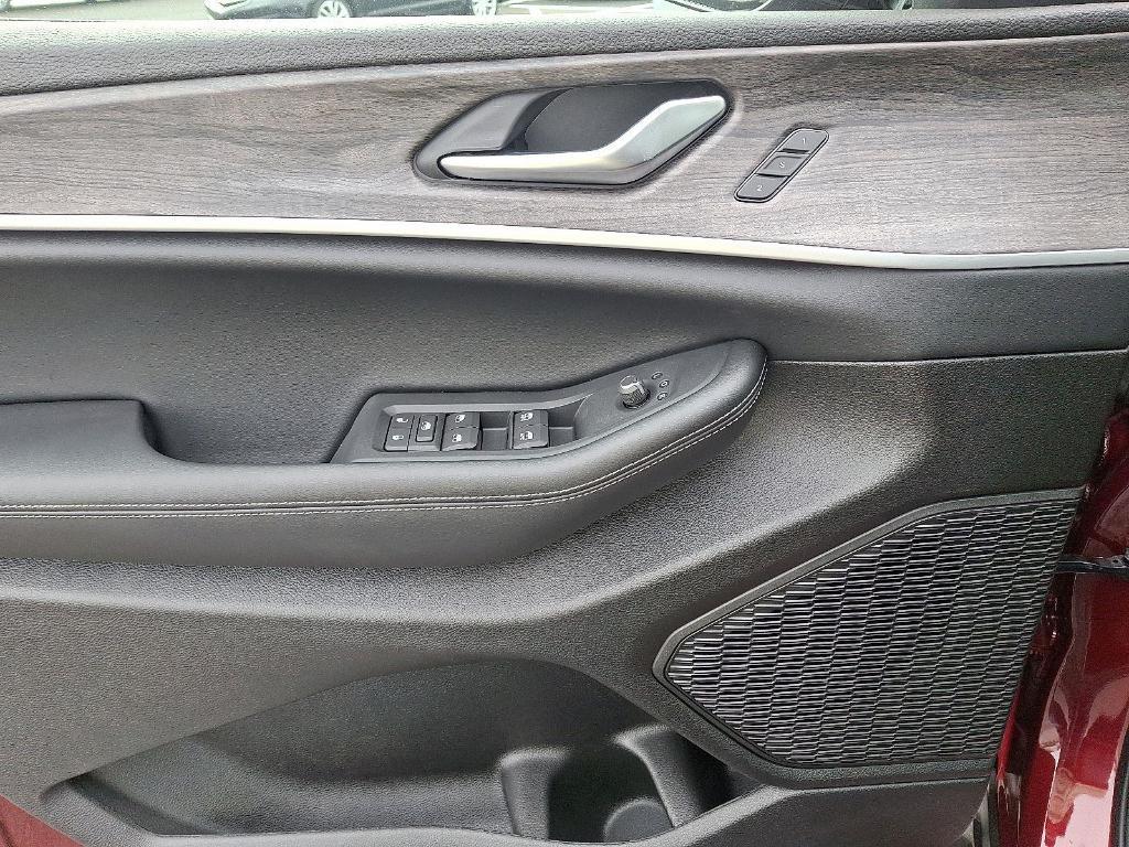 new 2025 Jeep Grand Cherokee car, priced at $44,485