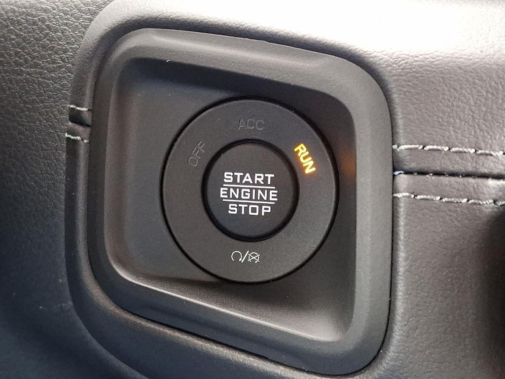 new 2026 Jeep Gladiator car, priced at $56,674