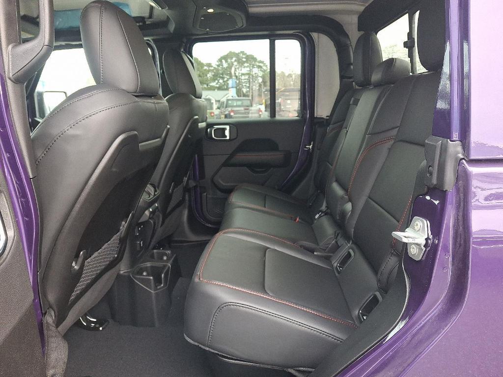 new 2026 Jeep Gladiator car, priced at $56,992