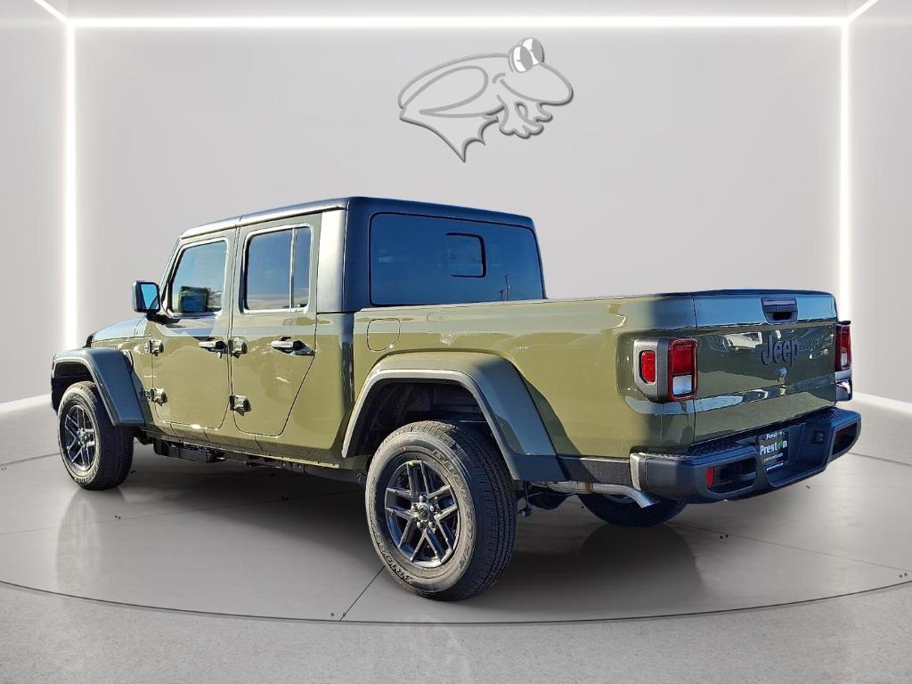 new 2026 Jeep Gladiator car, priced at $45,249