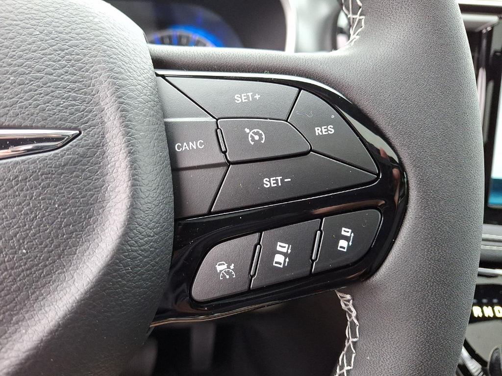 new 2026 Chrysler Pacifica car, priced at $46,480