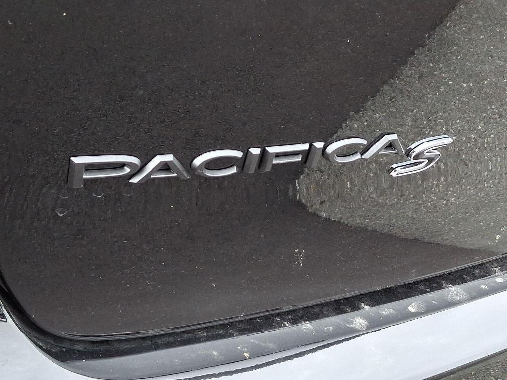 new 2026 Chrysler Pacifica car, priced at $46,480