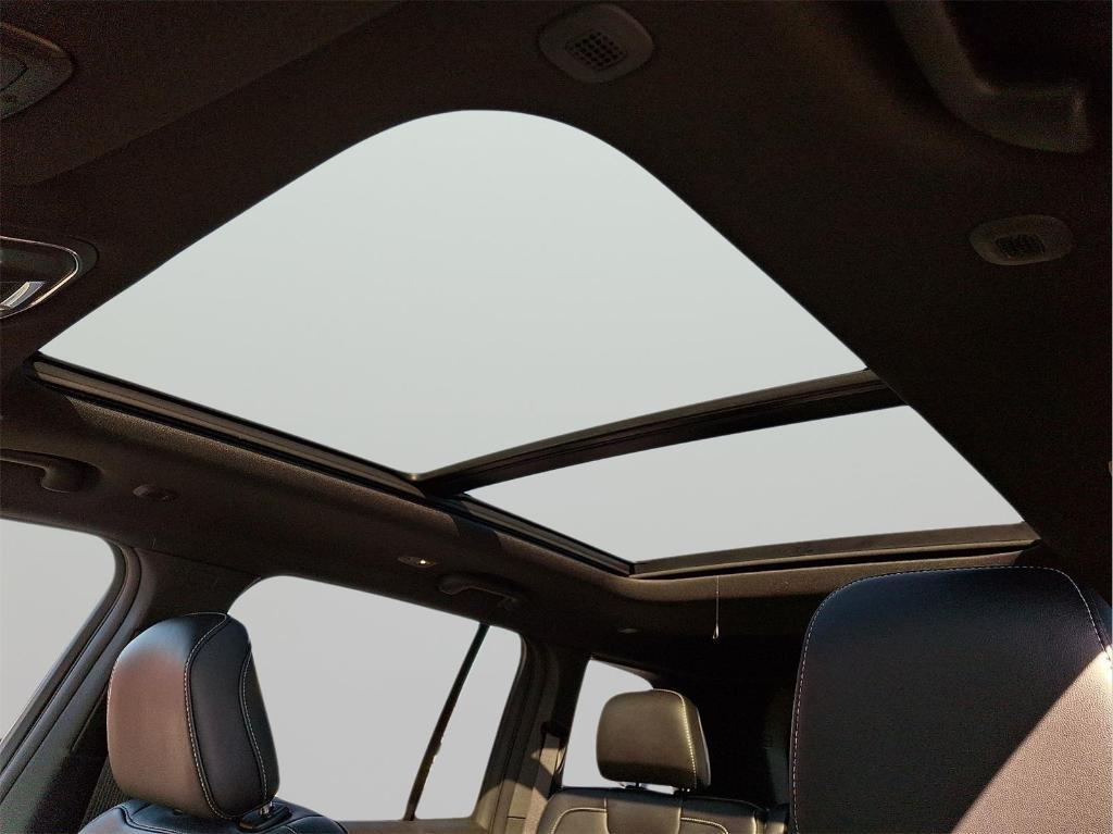 new 2025 Jeep Grand Cherokee car, priced at $46,815