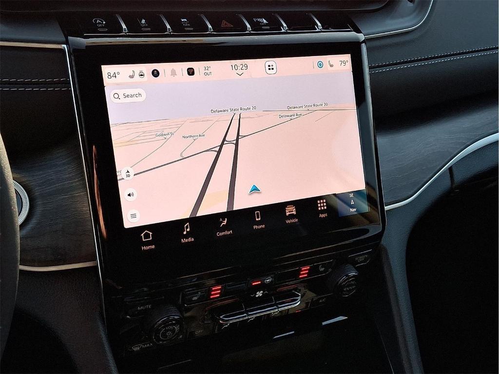 new 2025 Jeep Grand Cherokee car, priced at $46,815