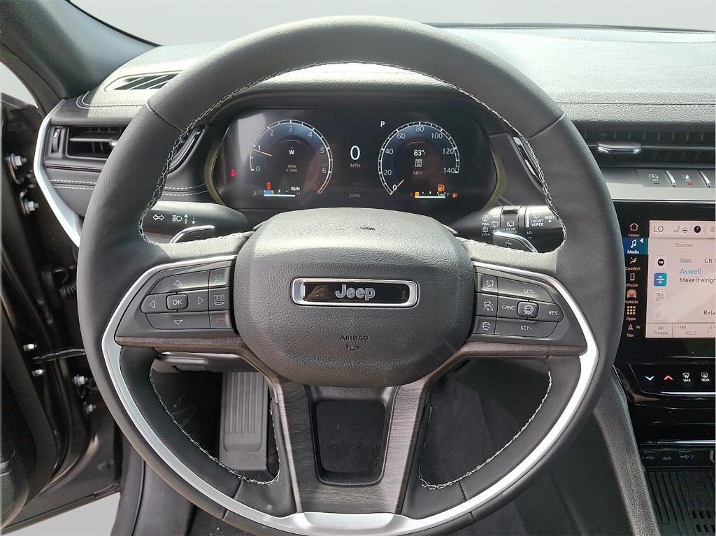 new 2026 Jeep Grand Cherokee car, priced at $44,274