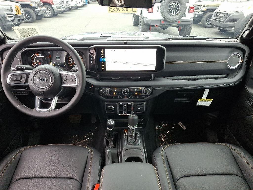 new 2025 Jeep Wrangler car, priced at $46,315
