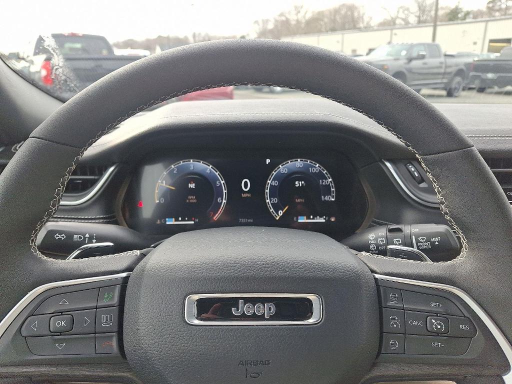 new 2025 Jeep Grand Cherokee L car, priced at $42,200