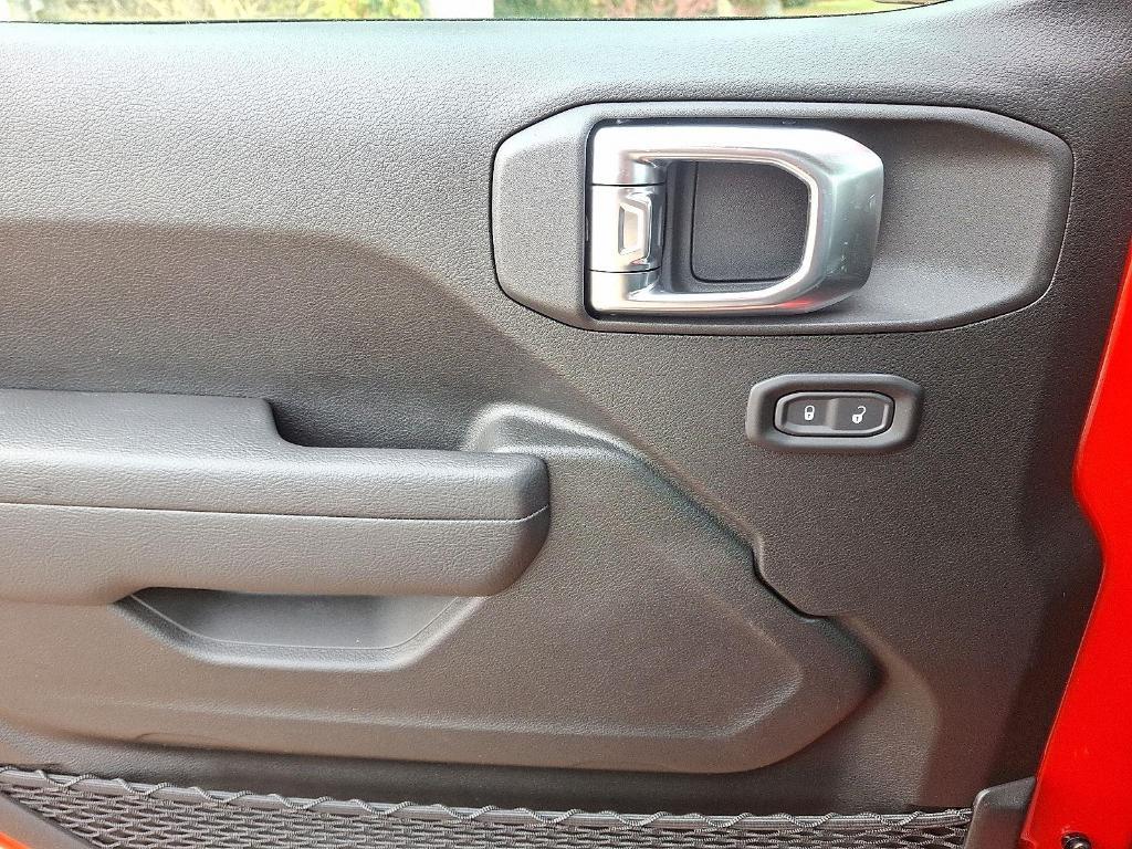 new 2026 Jeep Wrangler car, priced at $38,245