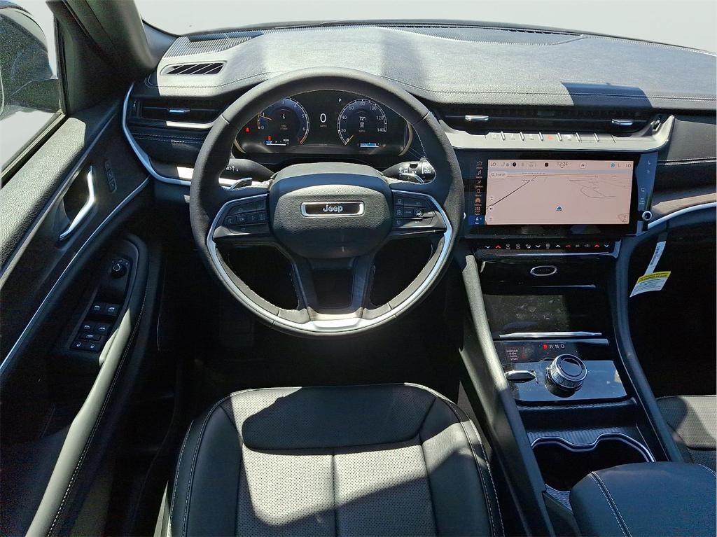 new 2026 Jeep Grand Cherokee car, priced at $48,729