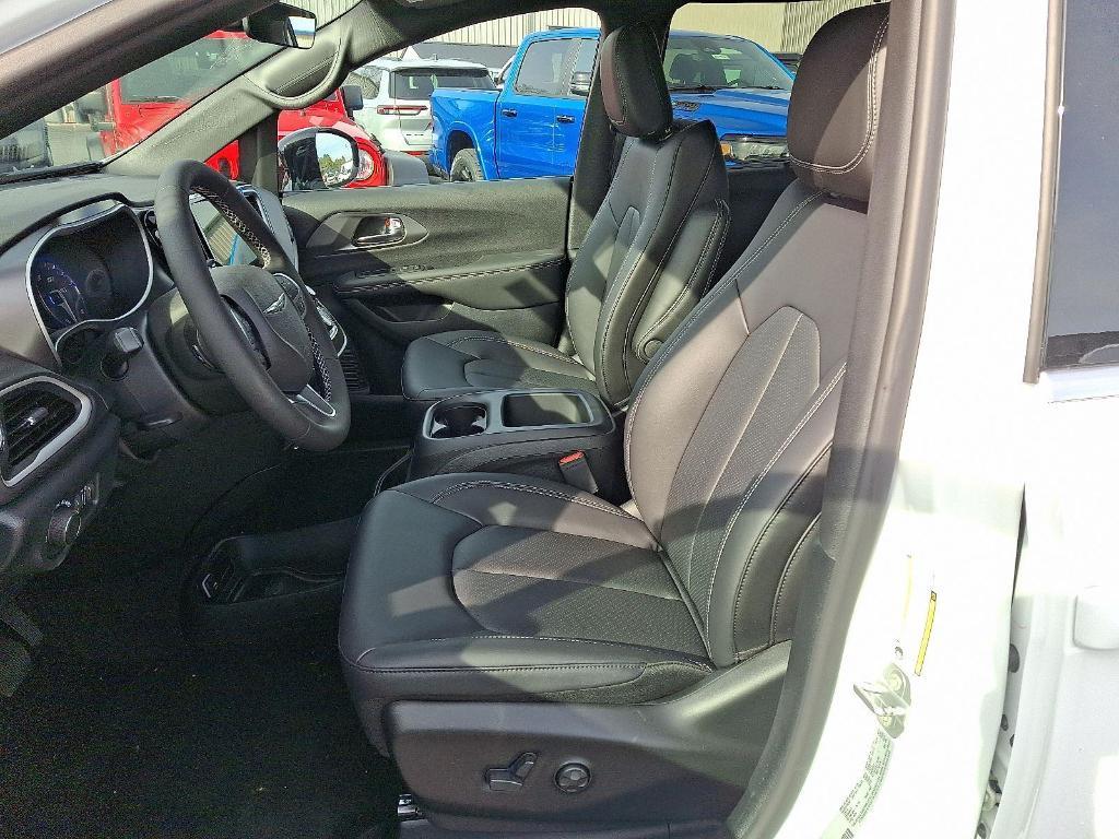 new 2026 Chrysler Voyager car, priced at $38,966