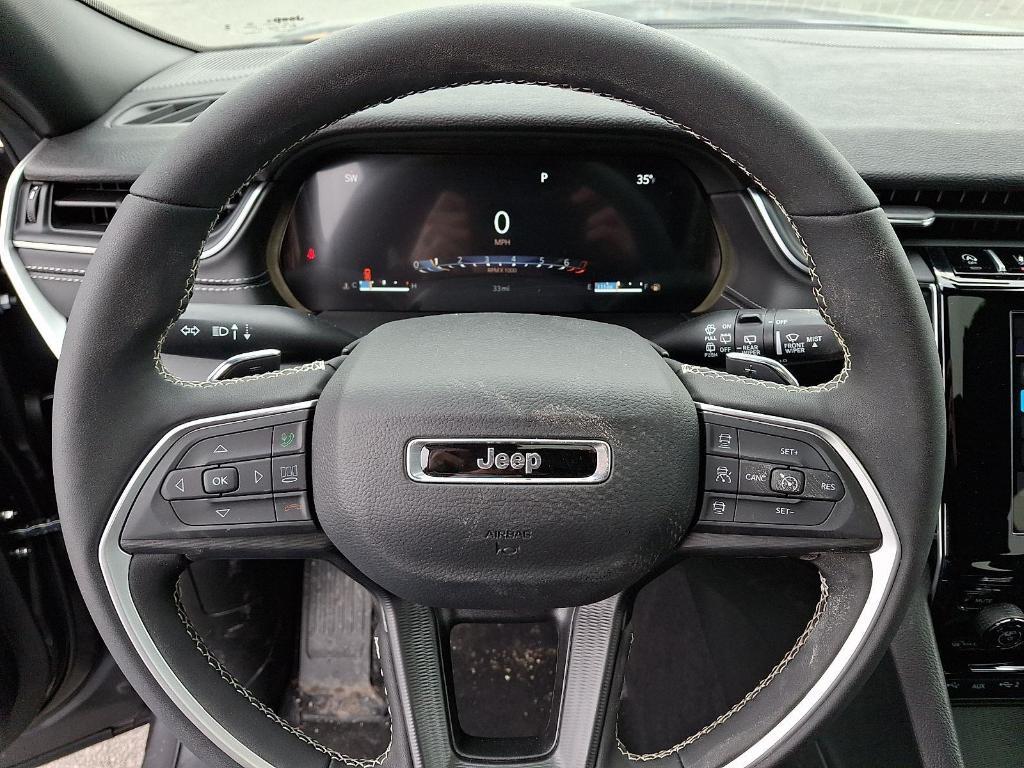 new 2026 Jeep Grand Cherokee car, priced at $45,605