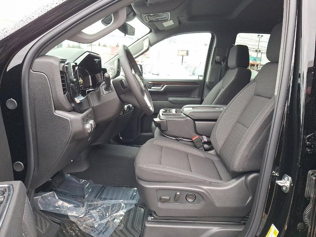 new 2026 GMC Sierra 1500 car, priced at $50,276