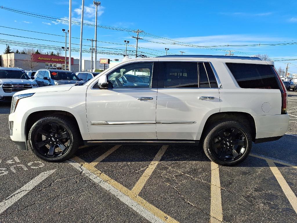 used 2020 Cadillac Escalade car, priced at $38,335