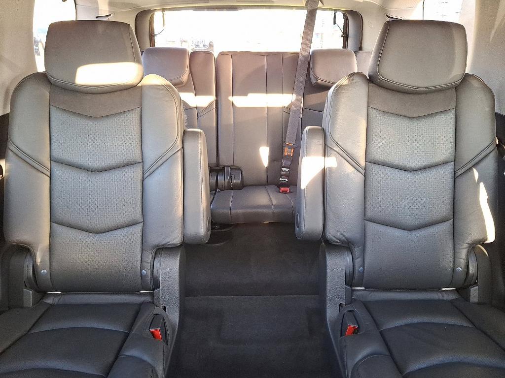 used 2020 Cadillac Escalade car, priced at $38,335