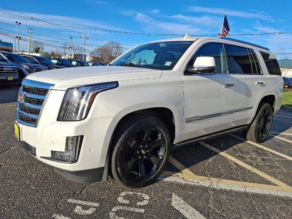 used 2020 Cadillac Escalade car, priced at $38,335